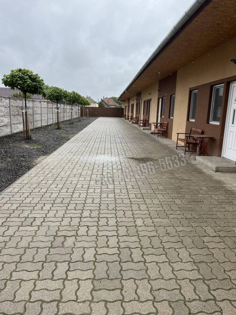 Albérlet, kiadó újépítésű sorház, Tura