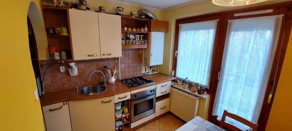 eladó téglalakás, Budapest, XVI. kerület